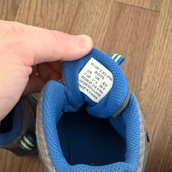 Merrell Gray and Blue Sneakers with Mesh Upper and Cushioned Sole - Picture 4 of 4